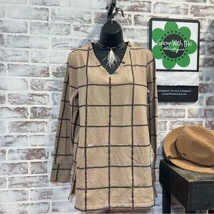 Cuddl Duds Beige V-Neck Sweatshirt blouse small